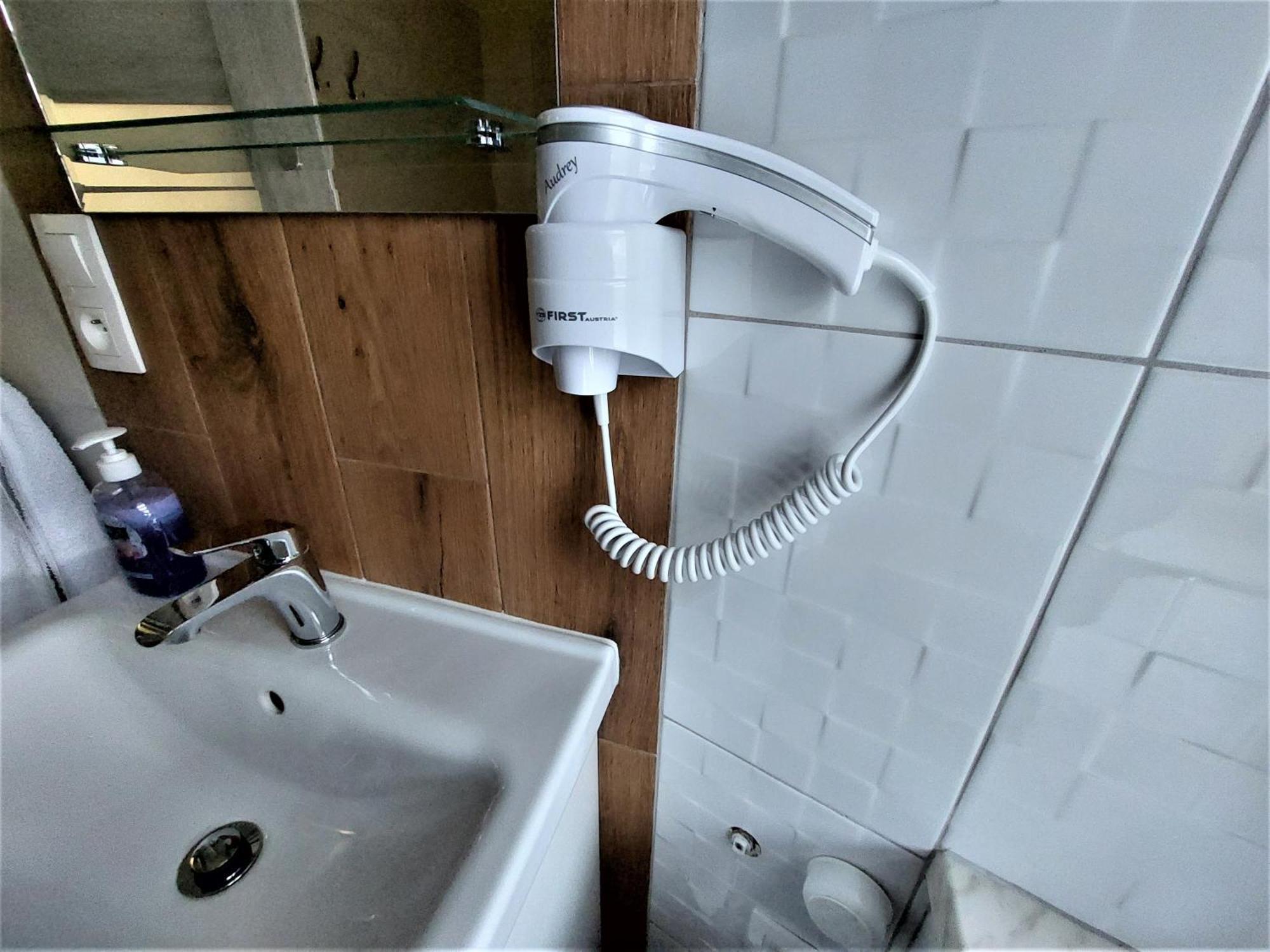 Maja Pokoje Z Widokiem Kameralna Agroturystyka Na Pogorzu Izerskim Z Sauna I Jacuzzi (Adults Only) Mirsk Buitenkant foto